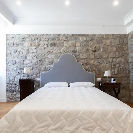 Pia Pensionat 4*