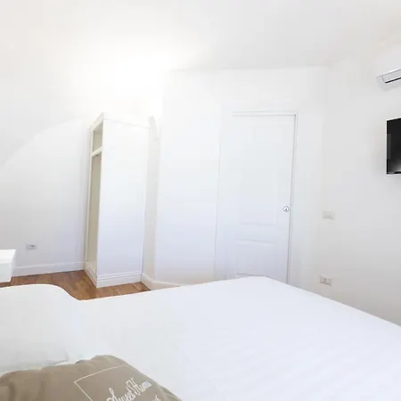Pia Pensionat Castellammare di Stabia