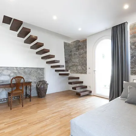 Pia بيت ضيافة كاستيلاّماري دي ستا