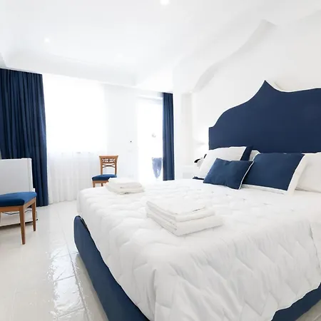 Pia 4* كاستيلاّماري دي ستا